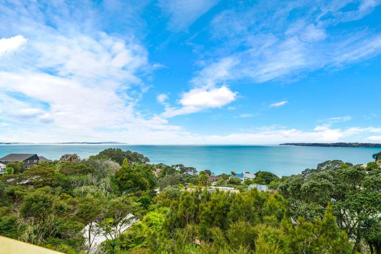 254 Whangaparoa Road Red Beach_1