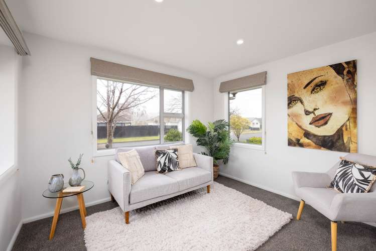 72 Greenhaven Drive Burwood_10