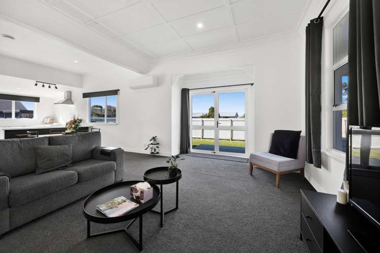 2 Burns Street Hawera_9