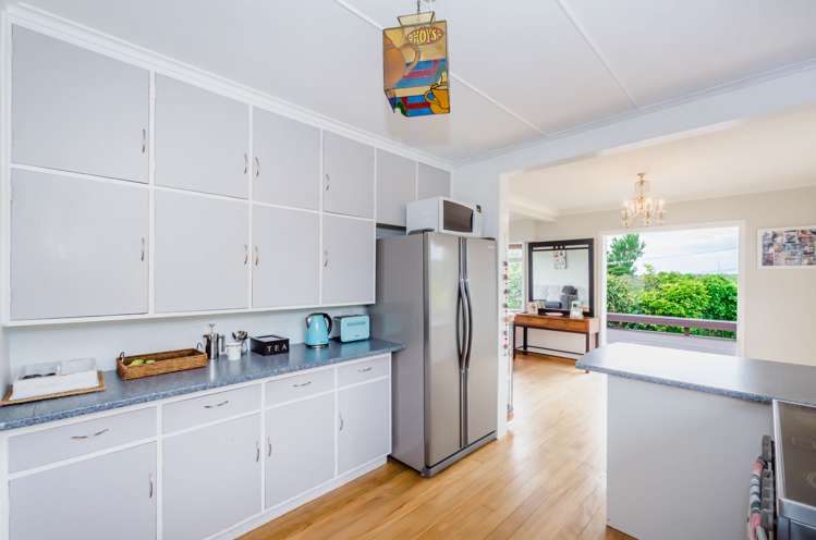 72 Raumati Road Raumati Beach_7