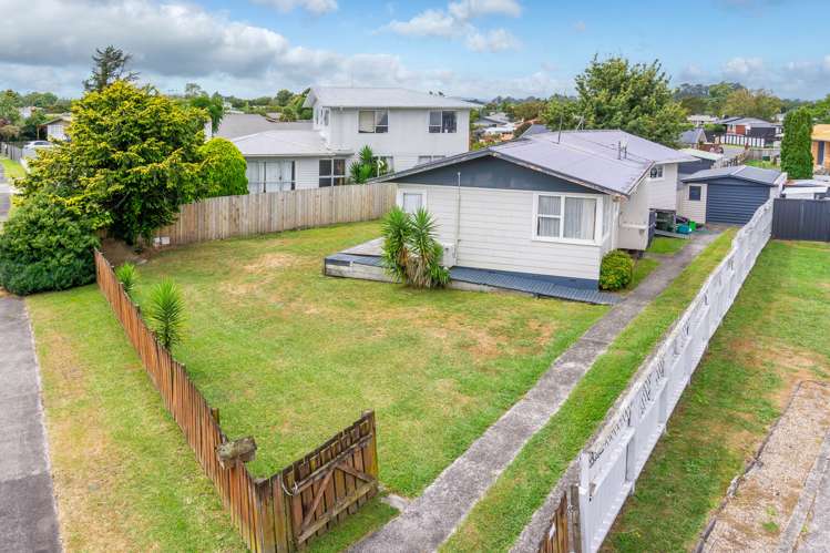 13 Margaret Place Deanwell_11