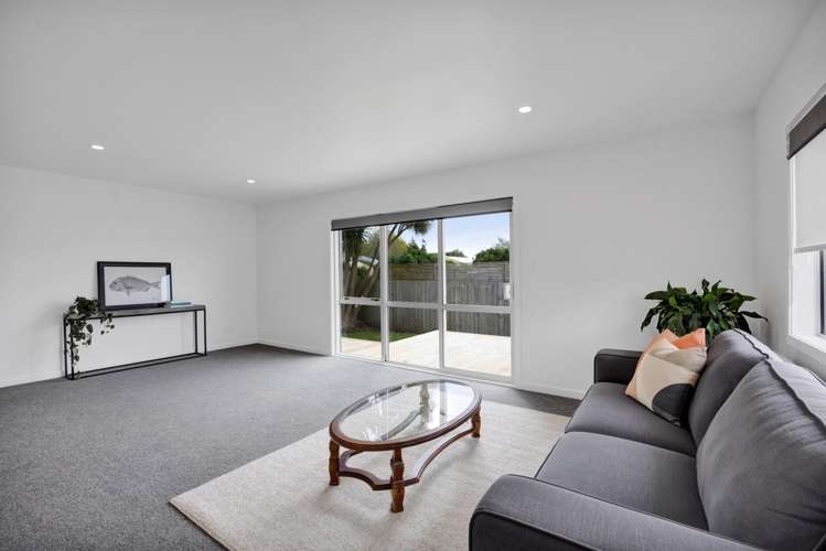 56 Warwick Road Stratford_7