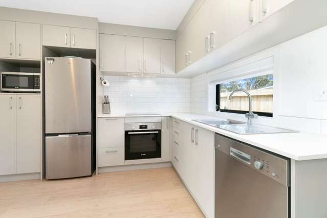 7/5 Brandon Road Glen Eden_3