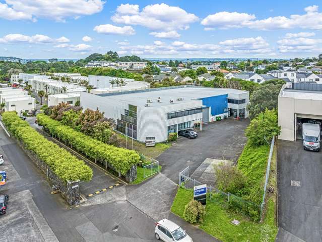 Large Mt Eden landholding with income