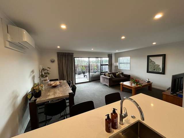 104/30 Shortfin Place Flat Bush_1