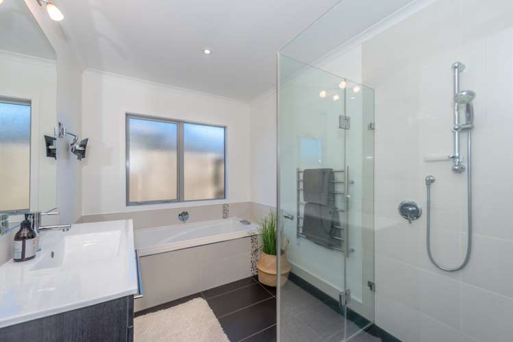 49 Moonlight Drive Rototuna North_14