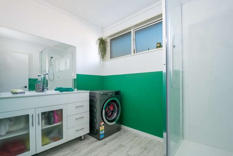 289 Waikawa Road Waikawa_13