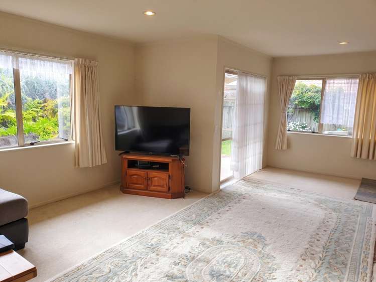18 Villa Grove Paraparaumu_2
