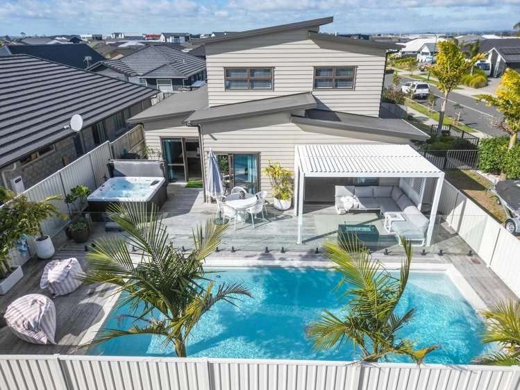 1 Bill Miller Drive Papamoa Beach_12