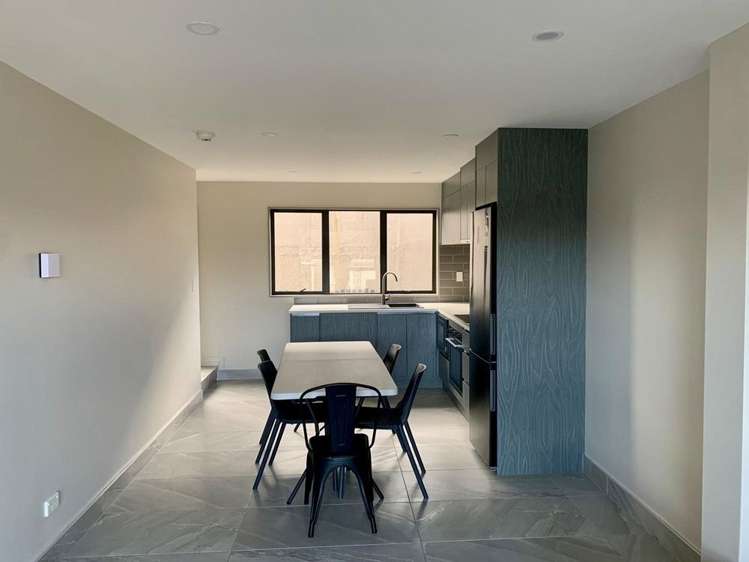 2/243 Mount Albert Road 1781_11