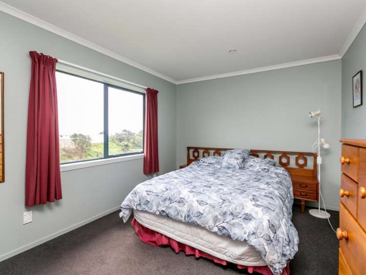 4 Takarei Terrace Mokau_11