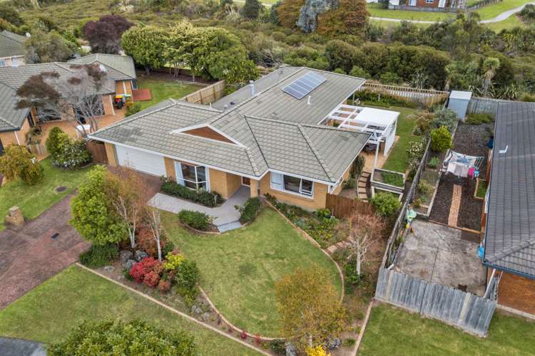 17 John Lister Close Golflands_5