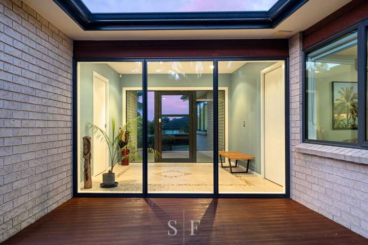 22 Fairway Oaks Drive Waikanae Beach_1
