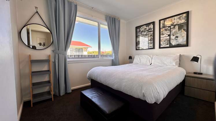 8 Queens Drive Allenton_9