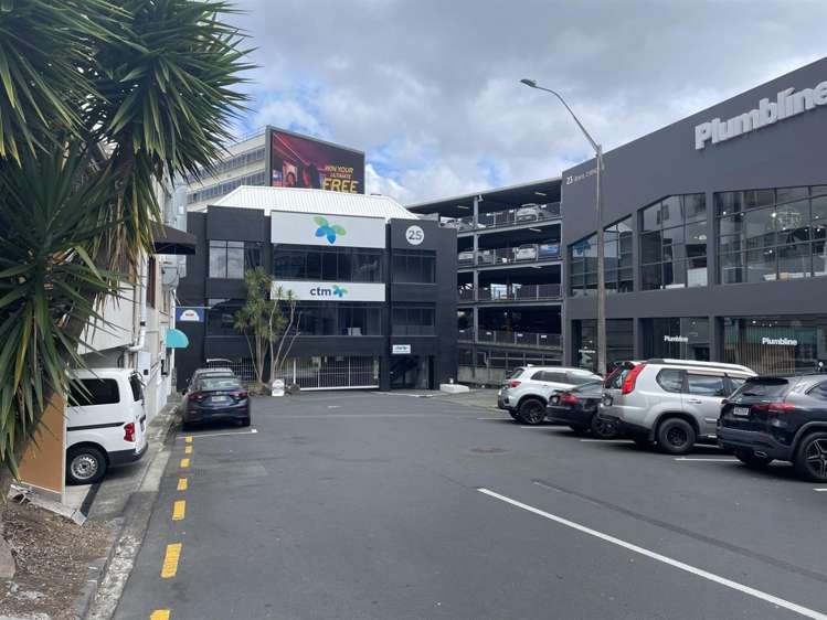 25 Davis Crescent_0