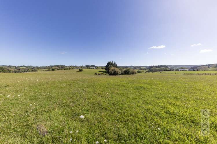 1226 State Highway 16 Waimauku_44