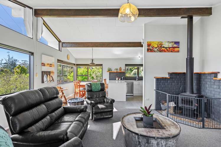 68 Valley View Road Otaika_6