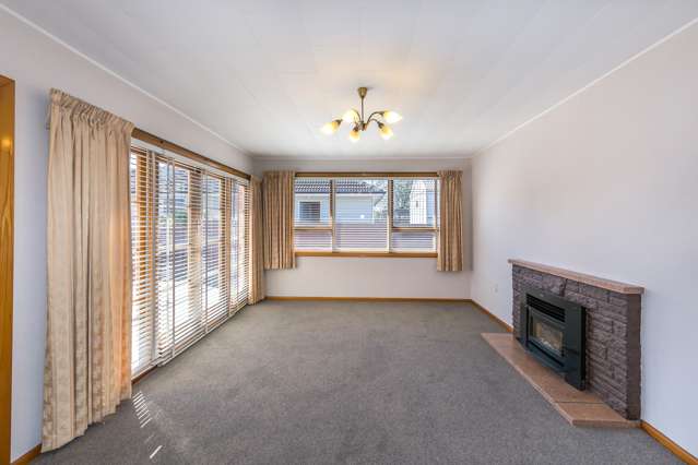 32 Bournemouth Crescent Aranui_1