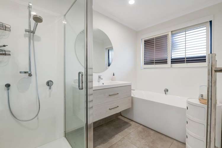 48 Motutapu Avenue Manly_11
