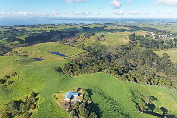 124 Kemp Road Awhitu_2