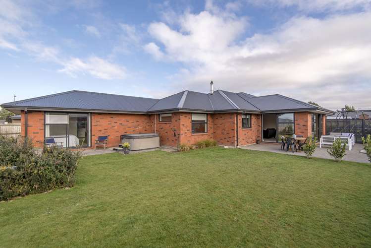 13 Walter Place Kirwee_2