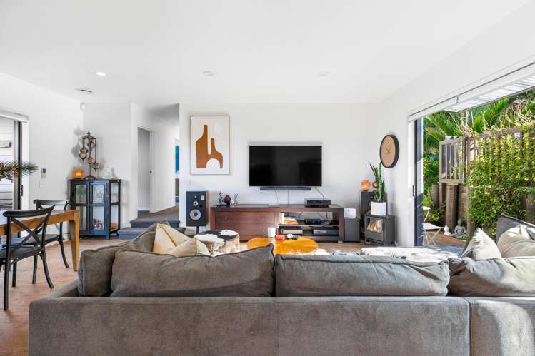 24 Edgerton Road Te Atatu Peninsula_9