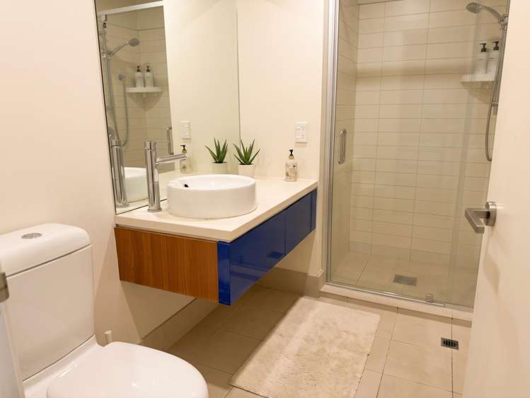 301/2 Dockside Lane Auckland Central_3