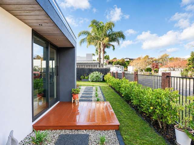 4/64 Banbury Crescent Fairfield_2