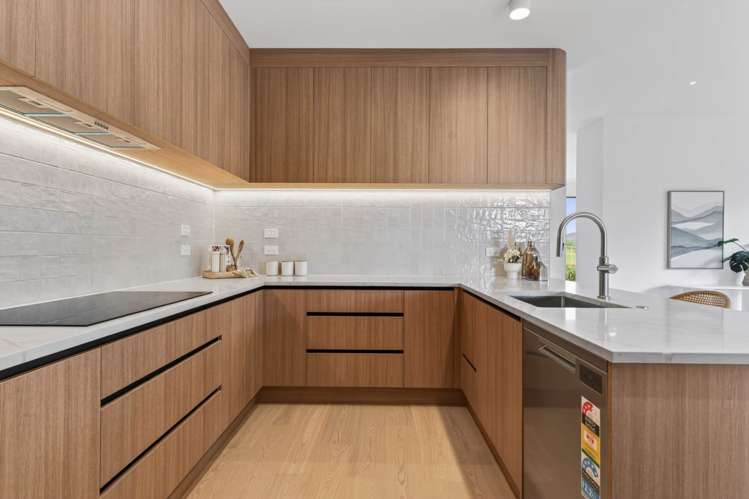 20 Beveridge Road One Tree Point_8