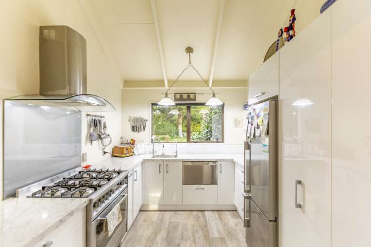 32 Owen Street Tikokino_6