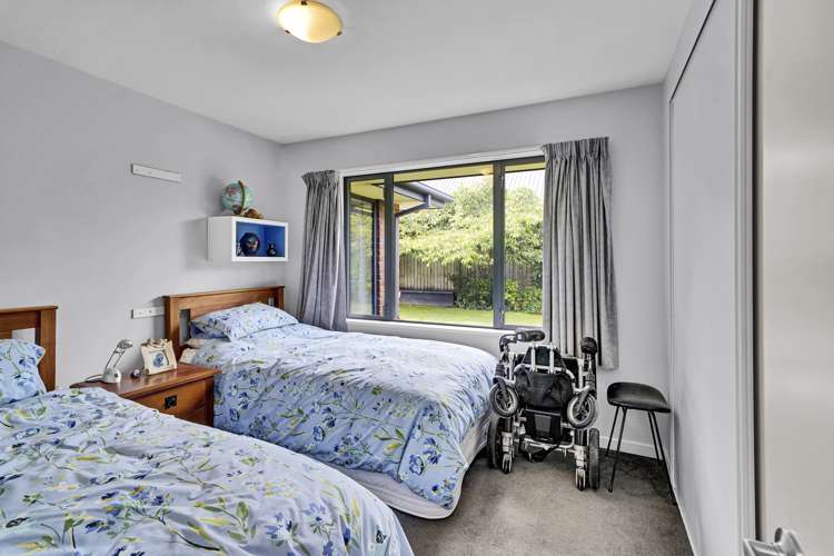 288 Southfield Drive Lincoln_13