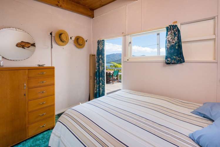 2453 Kenepuru Road Kenepuru Sound_6