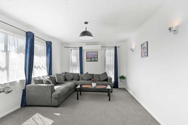 16 Bassett Street Burwood_4