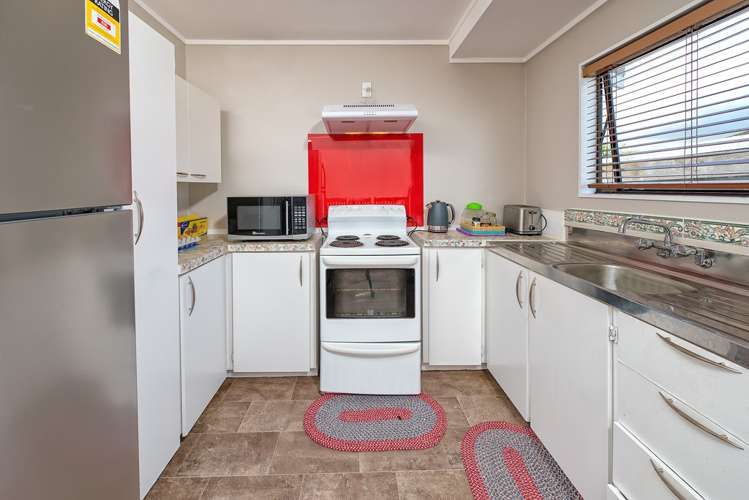 2/14 Templeton Place Clendon Park_3