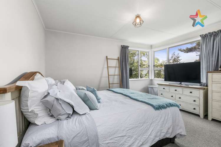 353 Stokes Valley Road Stokes Valley_11