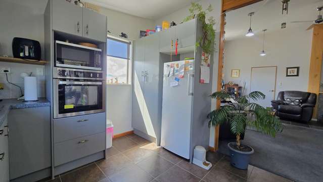 711B La Fontaine Road Harihari_2