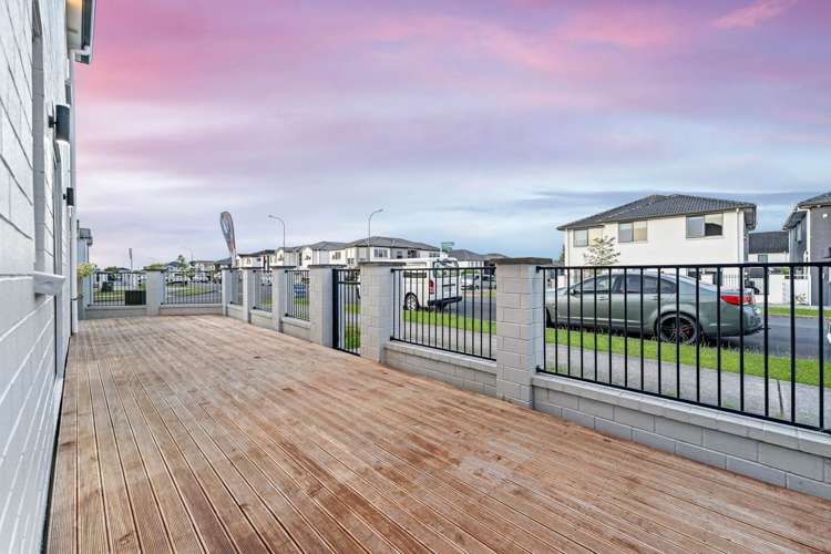 21 Horsefields Drive Flat Bush_38