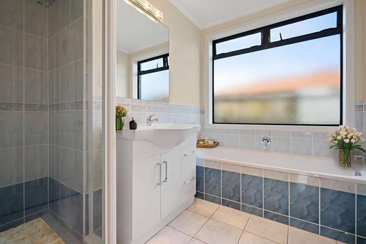 94 Redcastle Drive East Tamaki_13