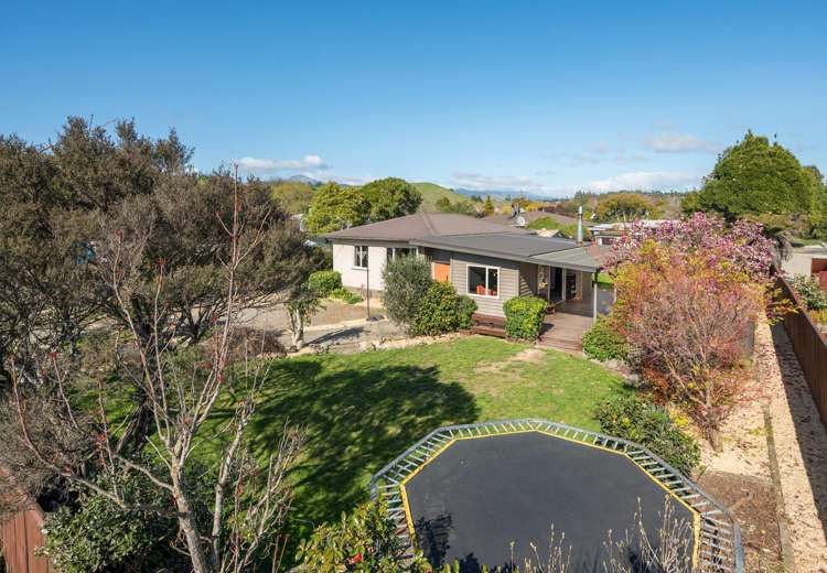 1 Bird Lane Wakefield_23