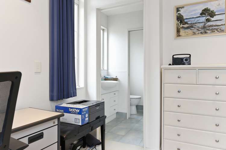 1/4a Bracken Avenue Takapuna_15