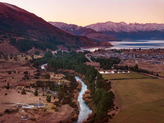 136 Te Awa Road Lake Hawea_3