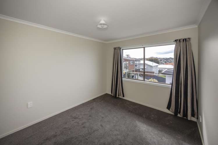 33C Wharfe Street South Hill_6