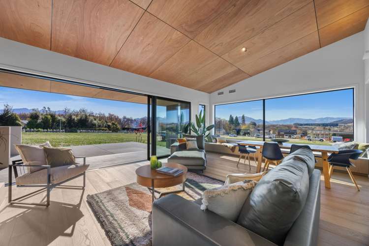 19 Glenbrae Crescent Wanaka_8
