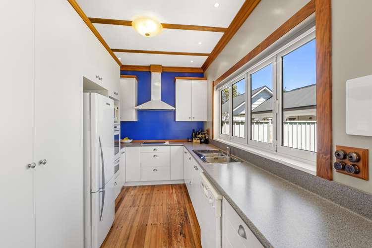 37 Naylor Street Hamilton East_13