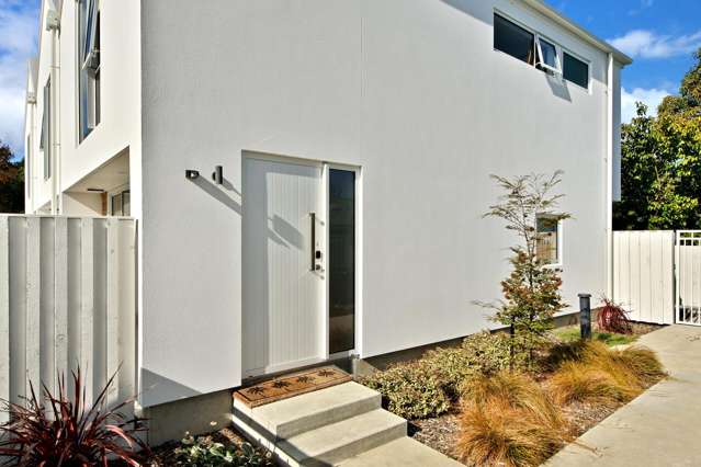 6/24 Dampier Street Woolston_1