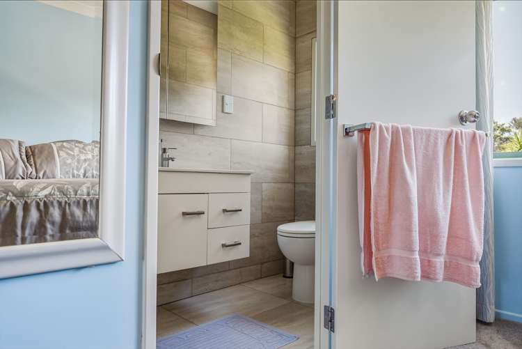 28 Mangatete Heights Kaingaroa_22