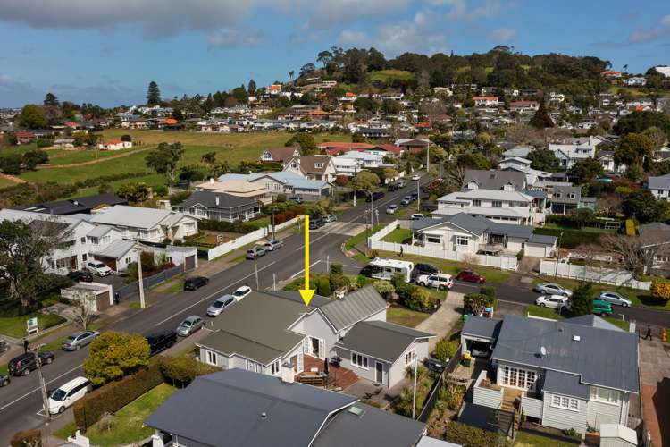 85 Alberton Avenue Mount Albert_28