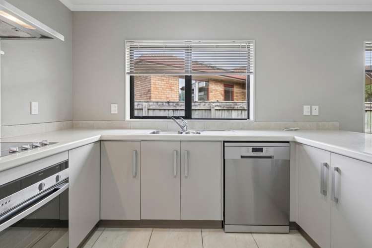 3 Percy Kinsman Crescent_3
