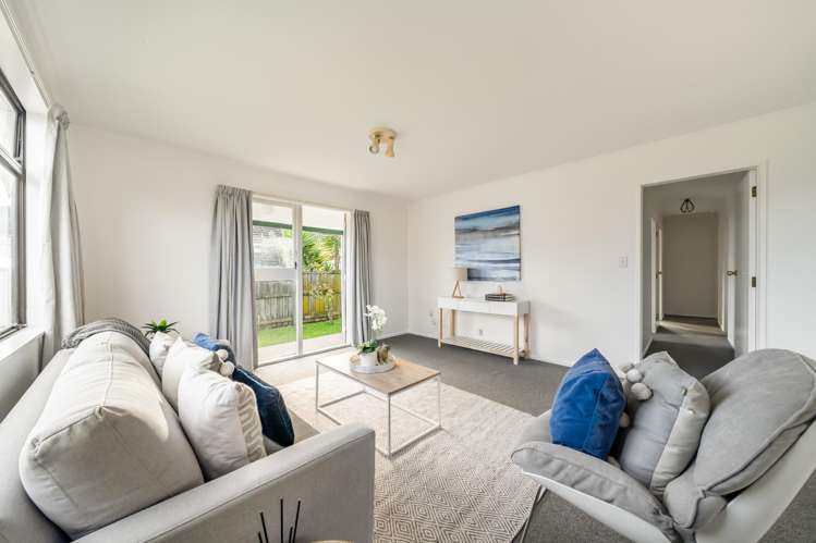 193a Whites Line East Waiwhetu_8