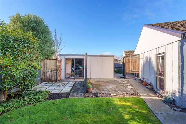 2/15 Tulloch Place Papanui_1